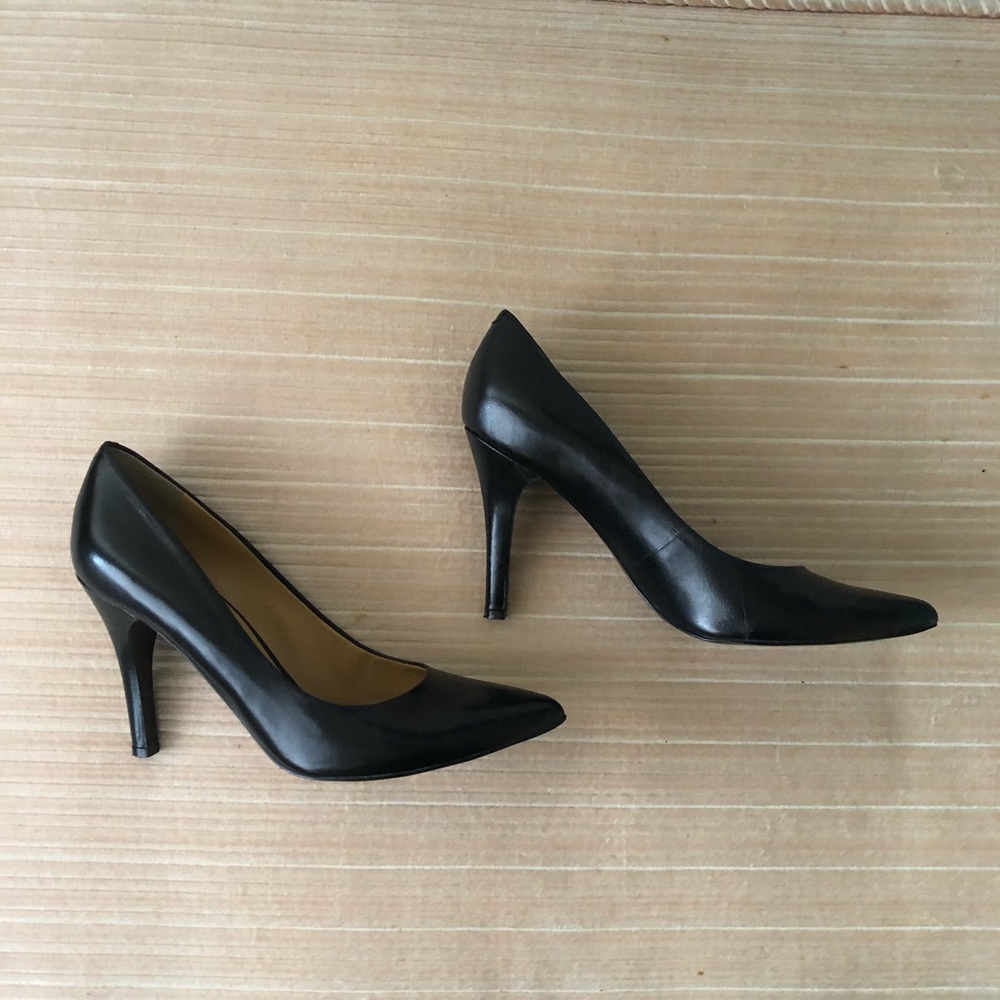 Nine West Black Pumps - Never Worn!